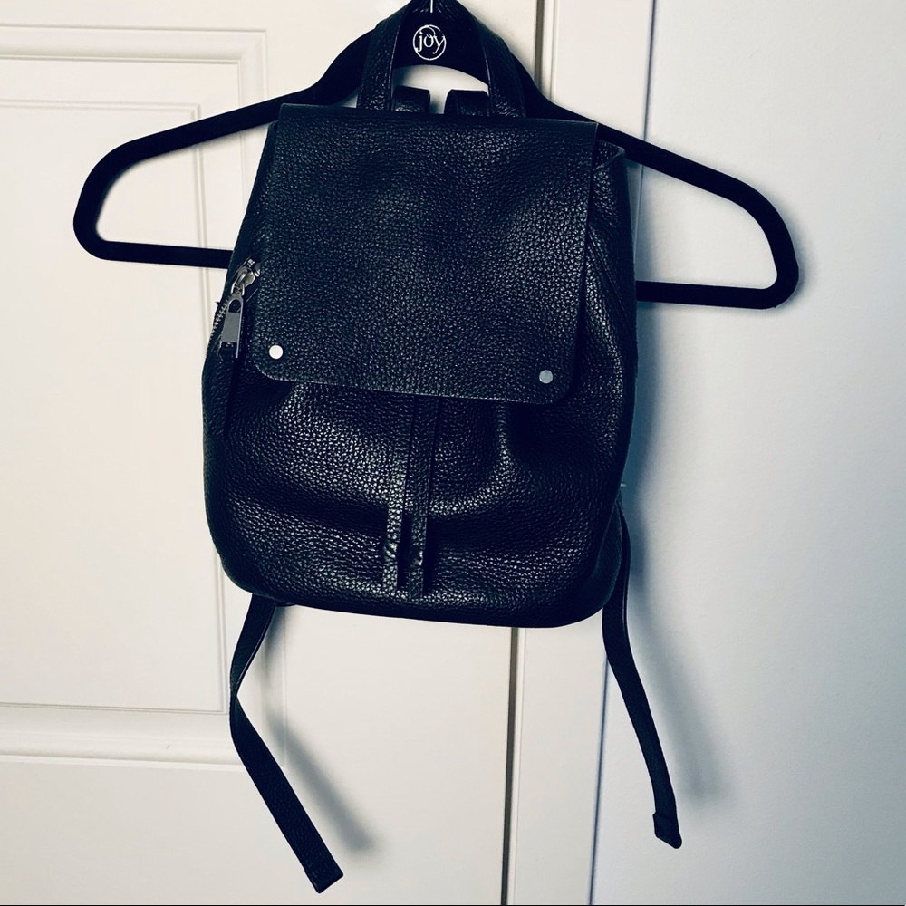 Treasure & Bond Luca Grainy Leather Backpack